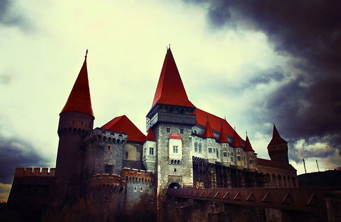 Самі казкові замки Європи, які обов'язково потрібно відвідати