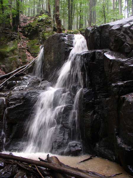 Водоспад Скакало