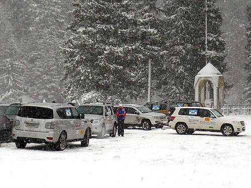 На Прикарпатті стартував Фестиваль позашляховиків