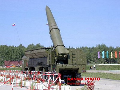 Iskander_iskander-M_SS-26_Stone_tactical_missile_system_Russia_Russian_army_012