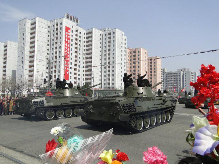 Военный парад в Пхеньяне