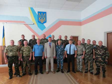 Нова зміна працівників ДАІ Прикарпаття відбула у зону АТО Нова зміна працівників ДАІ Прикарпаття відбула у зону АТО