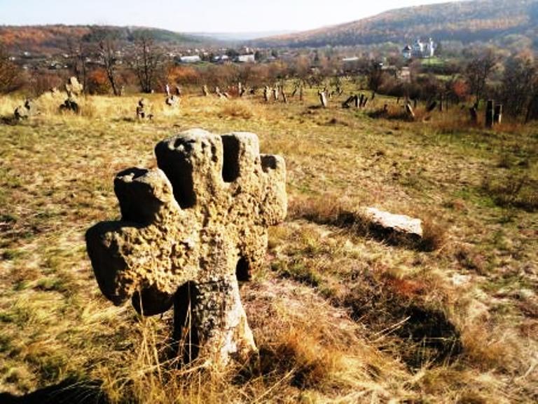 хрести "козацького" кладовища
