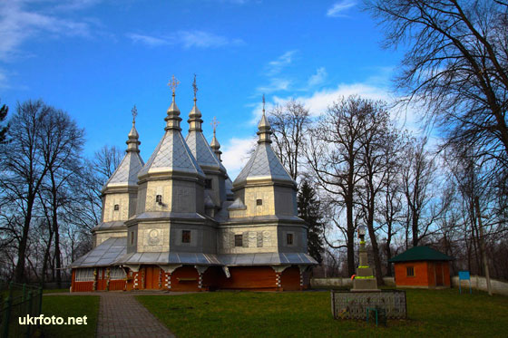 Церква Введення в с. Нижній Вербіж