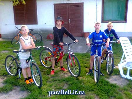 Десята група дітей учасників АТО повернулася з Угорщини додому