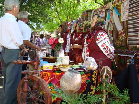 покутями веселилися на етнографічному фестивалі «Городенківська гостина»