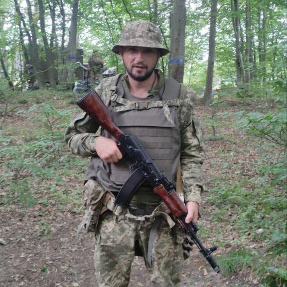 фото: захисник Олександр Жбаков