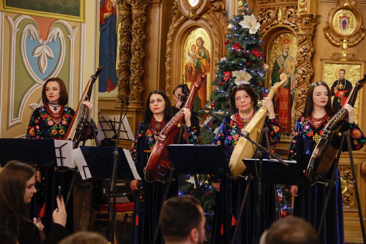 фото: представлені гурти