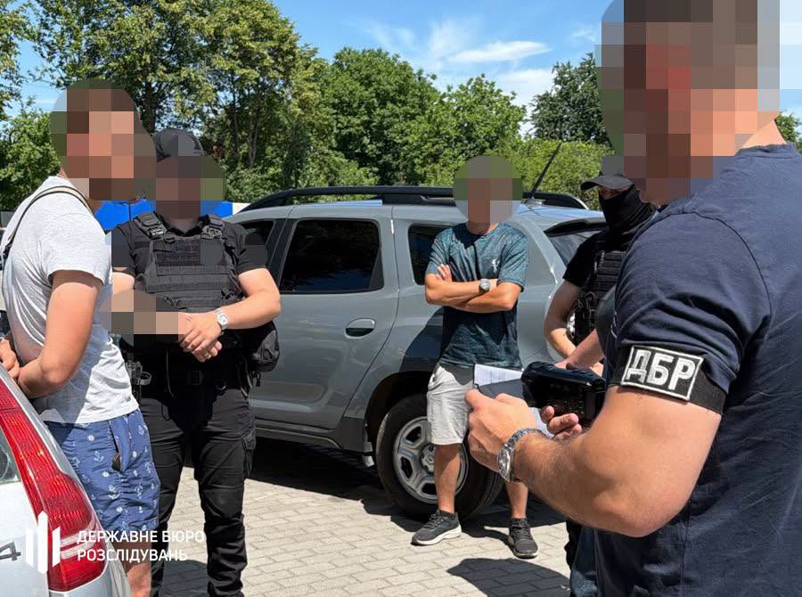 фото з місця затримання