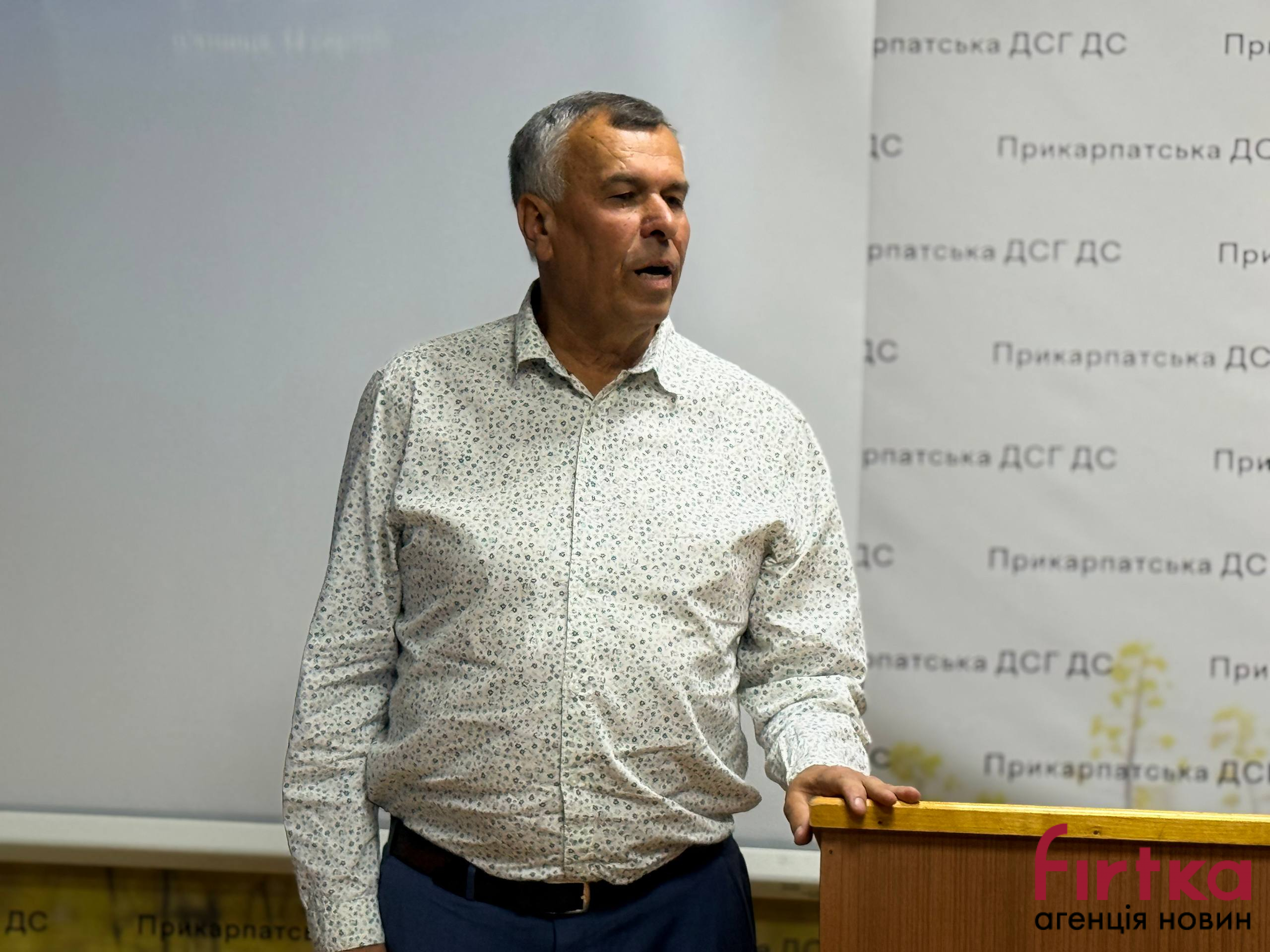 на фото: Дмитро Неміш